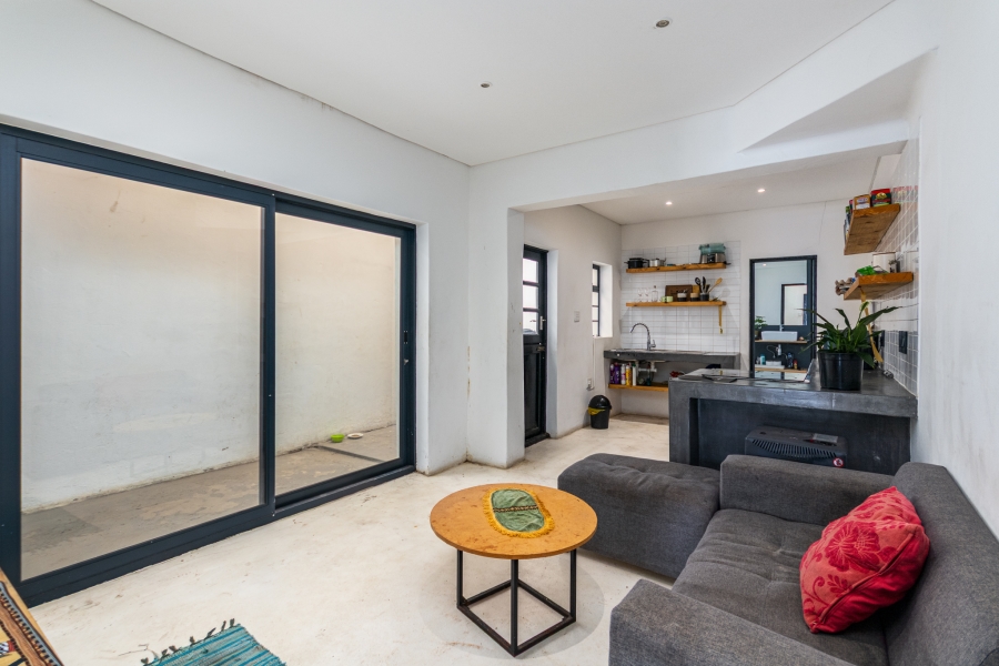 2 Bedroom Property for Sale in Woodstock Western Cape